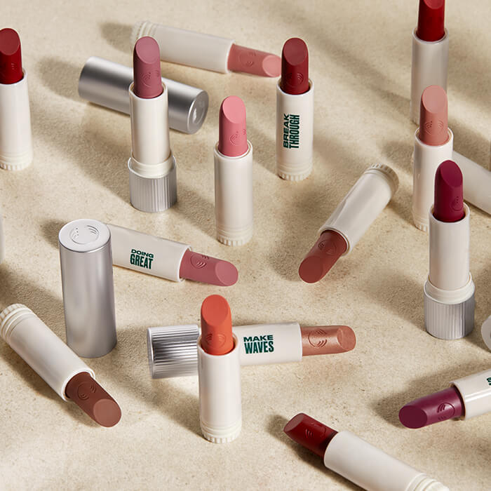 1222_square_peptalk_lipstick