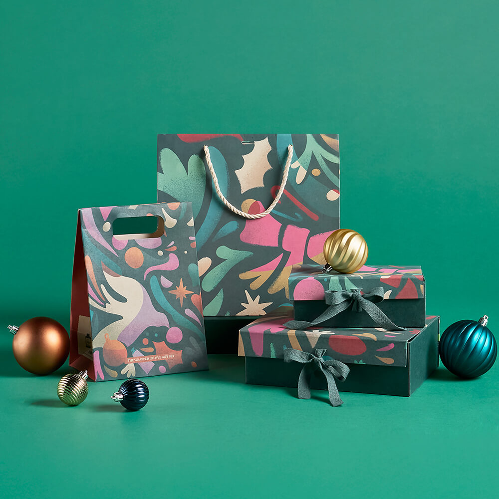 011_25Q4_XMAS_GIFTING_LP_INAJMLP011_assetsBespoke_bags